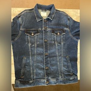 Old navy Denim Jacket size XL